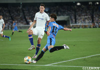 後半から投入された長谷川 竜也（川崎Ｆ）が積極果敢に仕掛ける！【明治安田生命Ｊリーグワールドチャレンジ 川崎Ｆvsチェルシー】