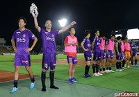 最後は劣勢になりながらも同点弾は許さなかった京都が3-2で逃げ切り、ホームで今季初の3連勝を飾った【明治安田Ｊ２ 第23節 京都vs大宮】