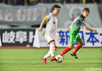 前節に続き、先発起用された大前 元紀(大宮)。3戦連発はならず【明治安田J2 第25節 岐阜vs大宮】