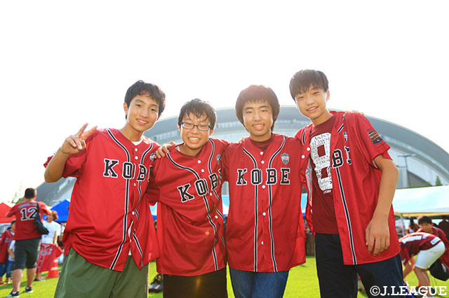 「金Ｊ限定ベースボールユニ」を着て応援だ！！【明治安田Ｊ１ 第21節 神戸vsＧ大阪】