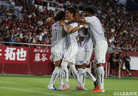 後方からのロングフィードに抜け出した倉田 秋（#10）がワントラップから冷静にゴール左下に流し込み、Ｇ大阪が先制に成功する！【明治安田Ｊ１ 第21節 神戸vsＧ大阪】