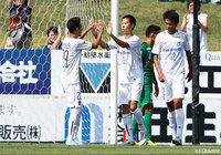G大23は前節、デビュー戦で初ゴールを決めた唐山 翔自がこの日も2得点を挙げる活躍をみせるも、八戸に追いつかれ引き分けに終わった【明治安田J3 第19節 八戸vsG大23】