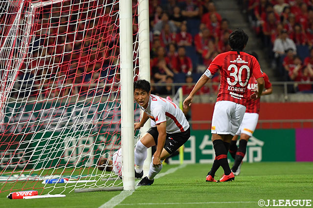 試合開始2分、前田が折り返したボールを和泉 竜司が詰めて名古屋が幸先よく先制！【明治安田Ｊ１ 第21節 浦和vs名古屋】