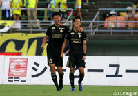 前半16分、杉浦 恭平(金沢/#11)がヘディングで先制点を奪う!【明治安田J2 第26節 金沢vs栃木】