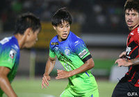 今夏に浦和から加入した山田 直輝（湘南/#10）はインパクトを残せず、前半の45分でピッチを後にした【ＪリーグYBCルヴァンカップ/CONMEBOLスダメリカーナ 王者決定戦 湘南vsアトレチコ パラナエンセ】