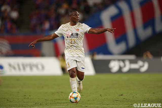 屈強なフィジカルを武器に最終ラインに君臨するシマオ マテ（仙台）【明治安田Ｊ１ 第22節 FC東京vs仙台】