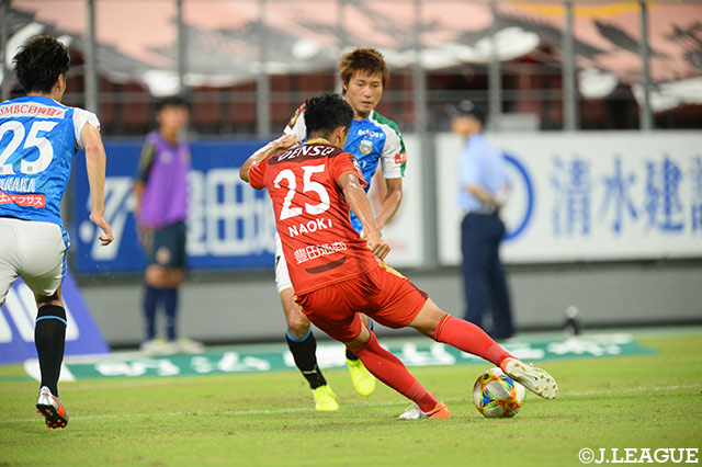 左からの折り返しを収めた前田 直輝が右足で押し込み、名古屋が試合を決定づける3点目を獲得！【明治安田Ｊ１ 第22節 名古屋vs川崎Ｆ】