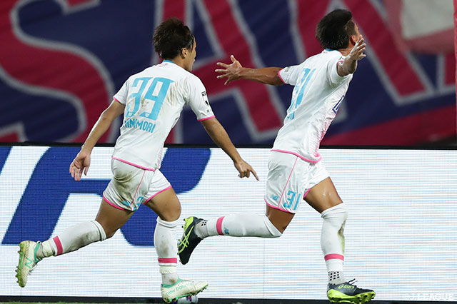 CKからチアゴ アウベスが鋭いクロスを送るとＪリーグデビュー戦の林 大地がドンピシャで合わせ、鳥栖が試合終盤に同点に追いつく！【明治安田Ｊ１ 第22節 Ｃ大阪vs鳥栖】