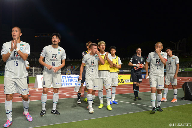 2-0で福岡が完封勝利を収め、2試合ぶりの白星を挙げた【明治安田Ｊ２ 第27節 岐阜vs福岡】
