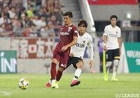 この日もフル出場の山口 蛍（神戸）。加入後初得点を奪うなど、チームの勝利に貢献【明治安田Ｊ１ 第23節 神戸vs浦和】