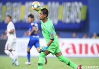 出場停止のクォン スンテに代わり、出場した曽ヶ端 準(鹿島)。無失点に抑え、見事起用に応える活躍【明治安田J1 第23節 大分vs鹿島】