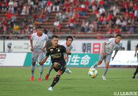 前半23分に得たPKを大石 竜平が決めて、金沢が均衡を破る!【明治安田J2 第28節 金沢vs岐阜】
