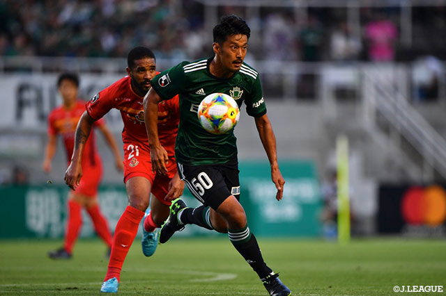 立ち上がりに主導権を握ったのは松本。阪野 豊史がチャンスを迎えるも得点を奪えない【明治安田Ｊ１ 第23節 松本vs名古屋】