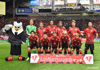 札幌のスターティングメンバー。8ゴールで圧勝を飾った前節からのスタメン変更はなく、22節の浦和戦からも変更はないため、先発は3試合連続で同一メンバーとなった【明治安田Ｊ１ 第24節 札幌vsFC東京】