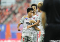 右CKから加藤 大樹（金沢/#17）がヘディングで突き刺し、三たびリードを奪う！【明治安田Ｊ２ 第29節 新潟vs金沢】