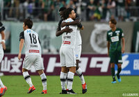 クリスティアーノのクロスにオルンガが打点の高いヘディングで合わせ、柏が前半だけで3点のリードを奪う【明治安田Ｊ２ 第29節 岐阜vs柏】