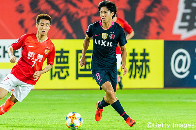 クロス、スルーパス、ミドルシュートなど多彩なプレーで相手を翻弄し、ゴール迫った土居 聖真（鹿島）【ACL 準々決勝 第1戦 広州恒大vs鹿島】