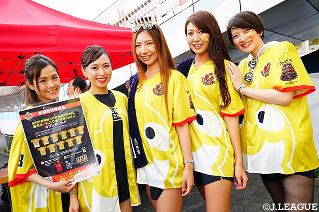 DAZNブースにて、新規加入者を対象に「ネーム入り金Ｊ限定 金鯱グランパスくんユニ」プレゼント！【明治安田Ｊ１ 第25節 名古屋vsFC東京】