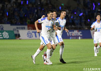 後半10分、坂本 修佑(沼津/#5)が高い打点で合わせたヘディングシュートがGKに触られながらもネットを揺らす!【明治安田J3 第21節 秋田vs沼津】