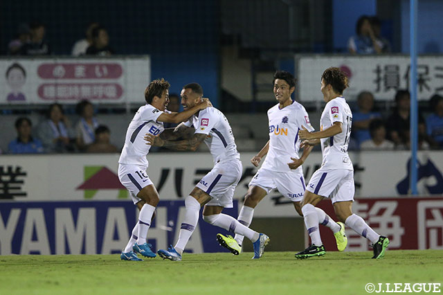 今夏加入したレアンドロ ペレイラ（広島）は初の先発起用にゴールという形で応えてみせた【明治安田Ｊ１ 第25節 磐田vs広島】