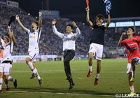 アウェイの広島が2-0で勝利。11試合無敗と試合巧者の戦いぶりで上位を追走する大きな勝点3を獲得した【明治安田J1 第25節 磐田vs広島】