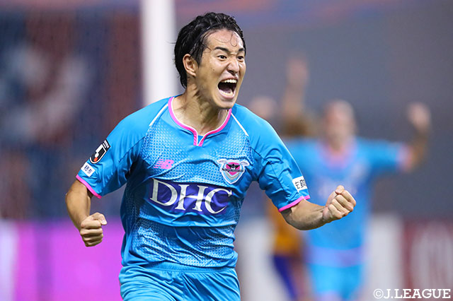 後半38分、金崎 夢生（鳥栖）が浮き玉を頭で押し込み、逆転！金崎は感情を爆発させる！【明治安田Ｊ１ 第25節 鳥栖vs仙台】