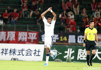 ルカオの2試合連続となるゴールで鹿児島が同点に追いつく！【明治安田Ｊ２ 第30節 金沢vs鹿児島】