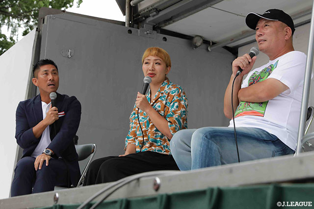 スペシャルトークショーに前園 真聖さん、丸山 桂里奈さん、高木 豊さんが登場！豪華メンバーによる熱いトークバトルを展開！【明治安田Ｊ２ 第30節 山口vs岡山】