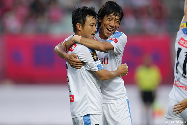 家長のクロスはGKに防がれるも、こぼれ球を阿部 浩之が叩き込み川崎Ｆがすぐさま同点に追いつく！【明治安田Ｊ１ 第25節 Ｃ大阪vs川崎Ｆ】