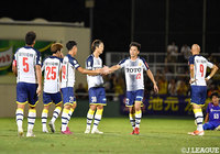 後半43分、北川 柊斗(#30)が追加点を奪い、北九州が3連勝を達成した【明治安田J3 第22節 F東23vs北九州】