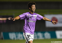 終盤、清本 拓己の得点が決勝点に。ホームの藤枝が3試合ぶりの白星を手にした【明治安田J3 第22節 藤枝vs岩手】