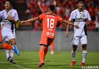 後半28分、イッペイ シノヅカのヘディングシュートが決まり、大宮が同点に追いつく!【明治安田J2 第31節 大宮vs町田】