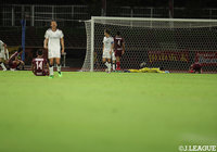 前半終了間際、オウンゴールで鹿児島が同点に追いつく!【明治安田J2 第31節 琉球vs鹿児島】