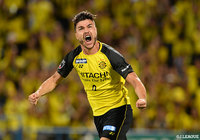 クリスティアーノが右足のヒールで巧みに合わせ、柏が後半立ち上がりに1点を返す【明治安田J2 第31節 柏vs山形】