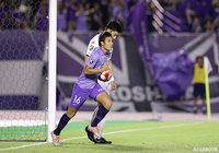 東のCKは菅野に防がれるも、こぼれ球に反応した渡 大生が頭で押し込み、広島が同点に追いつく！【ルヴァンカップ 準々決勝 第2戦 広島vs札幌】