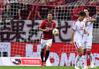 ポストの跳ね返りに反応した興梠 慎三が冷静にゴールに流し込み、浦和が同点に追い付く【明治安田Ｊ１ 第26節 浦和vsＣ大阪】