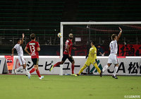 沼田の低いクロスを中央に走り込んだクルーニーが冷静に押し込み、金沢が先制点を奪う【明治安田Ｊ２ 第32節 金沢vs琉球】