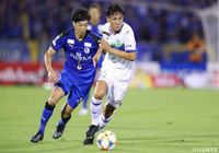 U-22日本代表から帰国したばかりの杉岡 大暉(湘南)が先発出場し、持ち前の運動量で攻守に貢献【明治安田J1 第26節 大分vs湘南】
