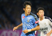 78分から途中出場した中村 憲剛（川崎Ｆ）は攻撃にアクセントを加えるようなプレーでチームを活性化させた【明治安田Ｊ１ 第26節 川崎Ｆvs磐田】