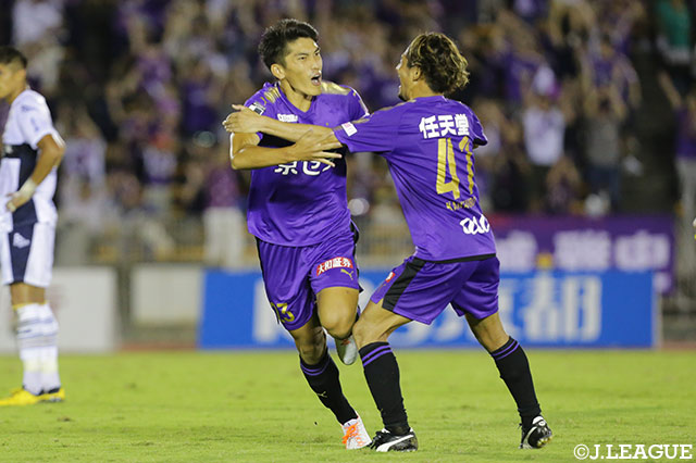 試合終盤、ショートカウンターから途中出場の一美 和成（京都/#23）が豪快な一撃を突き刺し、町田を突き放す【明治安田Ｊ２ 第32節 京都vs町田】