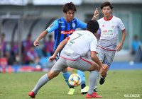 小川 航基（水戸）は得点こそ奪えなかったものの、積極的なドリブルやシュートを見せ、85分までプレーした【明治安田Ｊ２ 第33節 水戸vs岐阜】