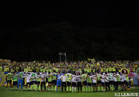 残留争い直接対決はホームの栃木に軍配！11試合ぶりの勝利をサポーターとわかち合った【明治安田Ｊ２ 第33節 栃木vs鹿児島】