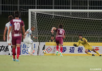 途中出場のジェフェルソン バイアーノがPKを確実に沈め、山形が逆転に成功する【明治安田J2 第33節 琉球vs山形】