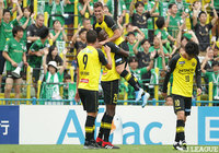 前半30分、オルンガ(#26)のヘディングシュートが決まり、柏が先手を奪う!【明治安田J2 第34節 柏vs東京V】