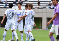 白井 陽斗がペナルティエリア右から右足を振り抜くとゴール左に決まり、G大23が失点直後に同点に追いつく【明治安田J3 第24節 藤枝vsG大23】