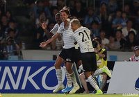 イニエスタのクロスをフェルマーレンが折り返すと、大﨑 玲央がダイビングヘッドで押し込み神戸が2点目を獲得!【明治安田J1 第27節 川崎Fvs神戸】