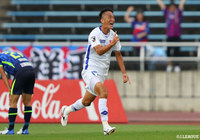 曽根田の折り返しを途中出場の金園 英学がフリーで合わせ、甲府が後半アディショナルタイムに待望の先制点を獲得！【明治安田Ｊ２ 第34節 山形vs甲府】