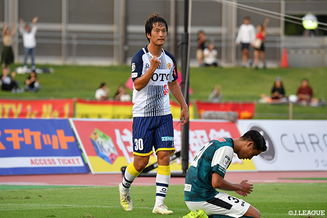 途中出場の北川 柊斗が4試合連続となるゴールを奪い、北九州が試合を決定づける3点目を奪う【明治安田Ｊ３ 第24節 相模原vs北九州】