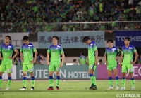 ホームで大敗を喫した湘南。5試合勝利なしで順位も15位に後退【明治安田Ｊ１ 第27節 湘南vs清水】