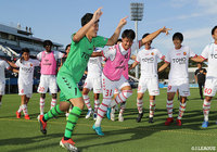 アウェイで5得点と大暴れした福島が2連勝を達成し、勝点を36に伸ばした【明治安田J3 第25節 YS横浜vs福島】